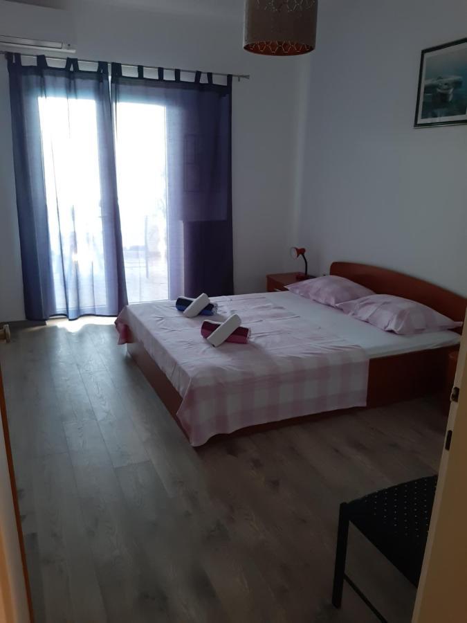 Apartments Davor Ceko Jesenice (Split-Dalmatia) Exterior foto