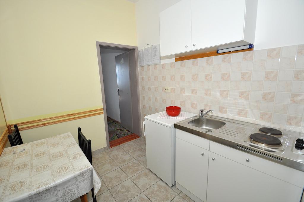 Apartments Davor Ceko Jesenice (Split-Dalmatia) Quarto foto